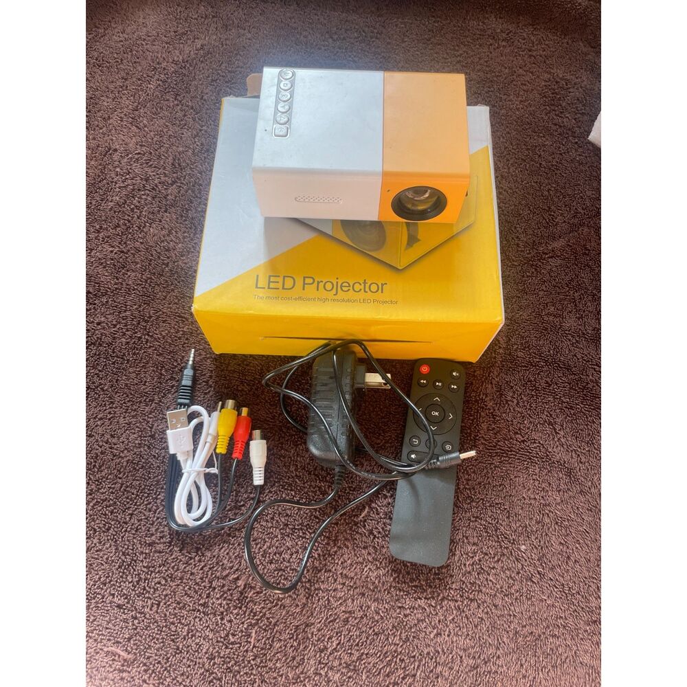 NEW YG300 Mini LED Projector Yellow White Portable Home Theater Cinema 1080P